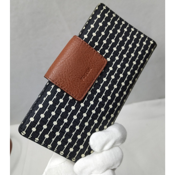 Fossil Black Coated Canvas Leather Trim Zipper Crossbody Bag - Picture 11 of 16